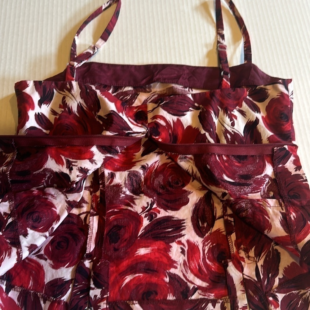 Trina Turk Los Angeles sleeveless red burgundy floral top adjustable straps - Picture 5 of 11